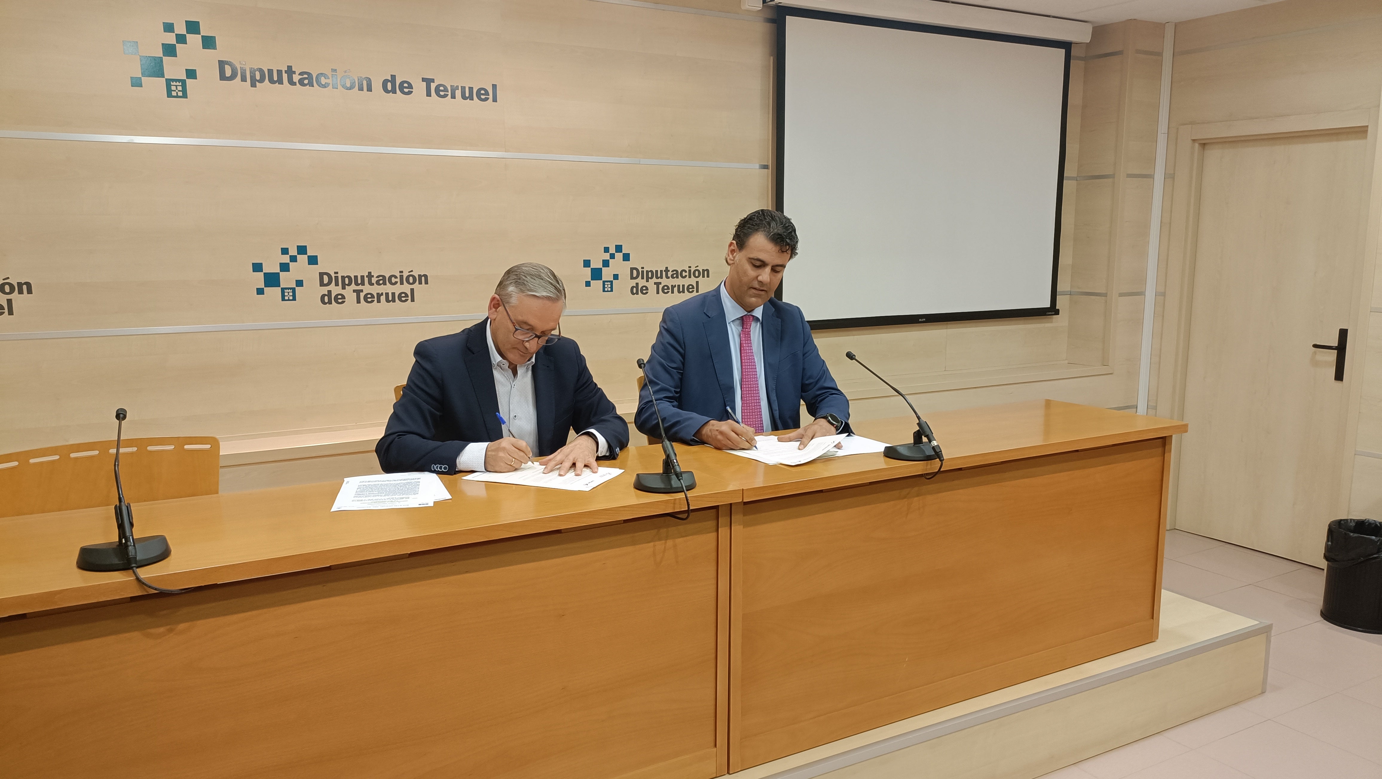 166 pueblos de Teruel mejoran su cobertura bancaria 166 pueblos de Teruel mejoran su cobertura bancaria