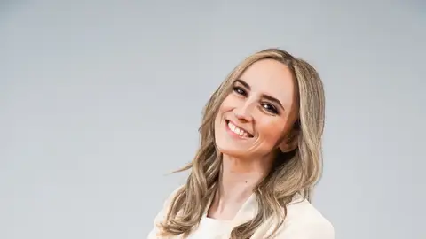 Isabel Lobo Isabel Lobo