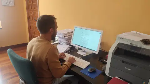 El alcalde de Barruelo anima a la ministra de Hacienda a “abrir el debate sobre un nuevo modelo de financiación local" .