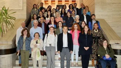 El Ayuntamiento concede ayudas por 310.000 euros para 38 asociaciones sociosanitarias y de personas con discapacidad El Ayuntamiento concede ayudas por 310.000 euros para 38 asociaciones sociosanitarias y de personas con discapacidad