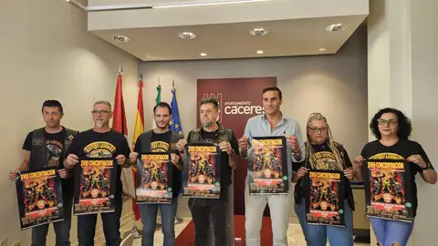 La fiesta motera internacional de los "Buitres Leonaos" se celebra en el recinto hípico de Cáceres del 12 al 15 de septiembre La fiesta motera internacional de los "Buitres Leonaos" se celebra en el recinto hípico de Cáceres del 12 al 15 de septiembre