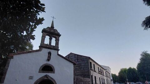 Roban las campanas de la capilla de a Nosa Se&ntilde;ora da Fonte y provocan da&ntilde;os en el templo de Pelamios