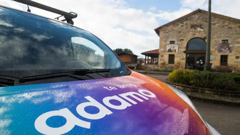 Adamo porta la fibra òptica a Tossa de Mar Adamo porta la fibra òptica a Tossa de Mar