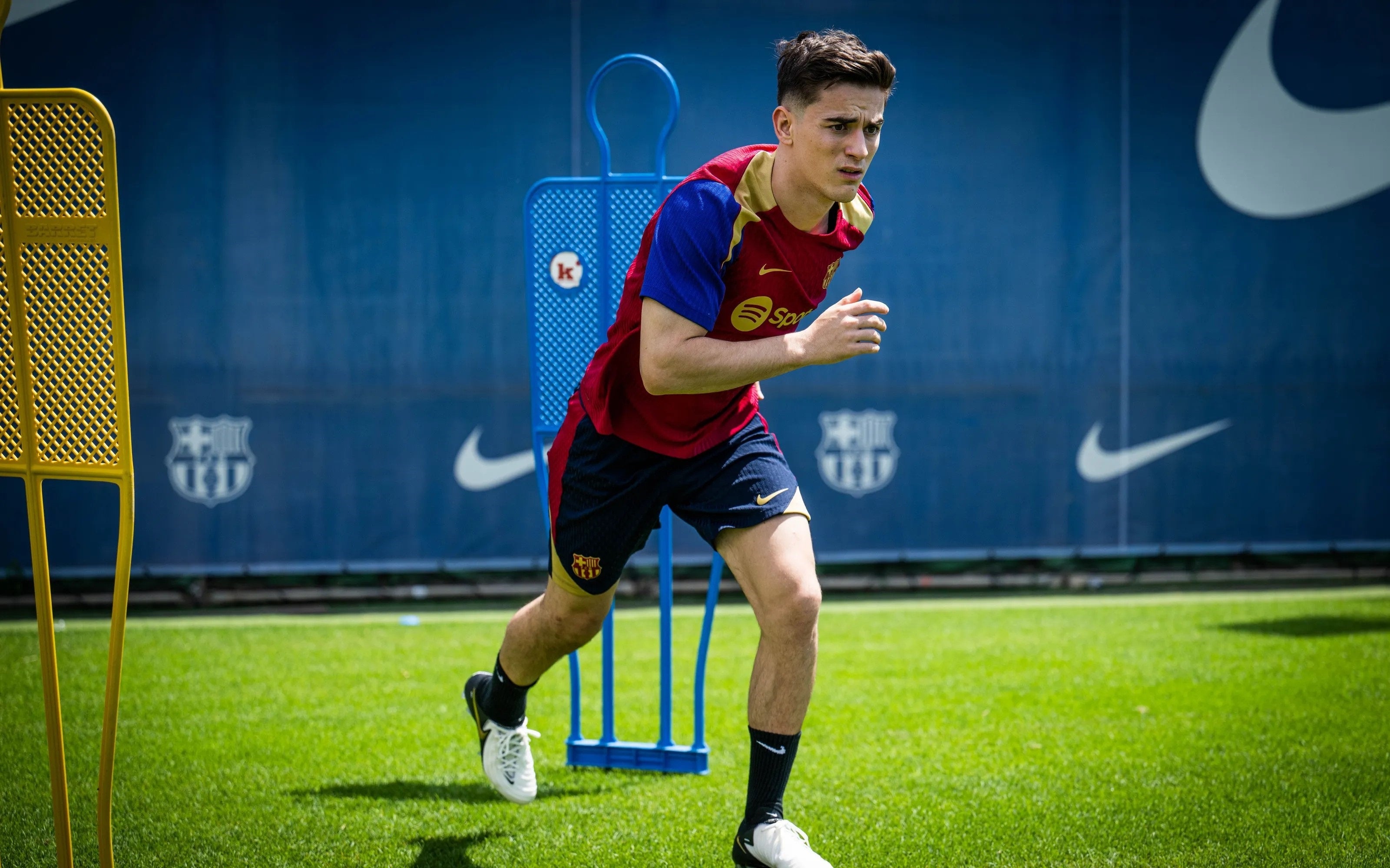Gavi se ejercita con el grupo por primera vez desde su lesión Gavi se ejercita con el grupo por primera vez desde su lesión