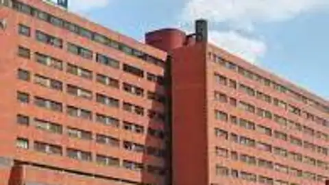 54 estudiantes llegan al Hospital 54 estudiantes llegan al Hospital