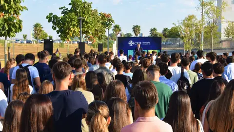 La Universidad CEU Fernando III recibe a sus primeros alumnos La Universidad CEU Fernando III recibe a sus primeros alumnos