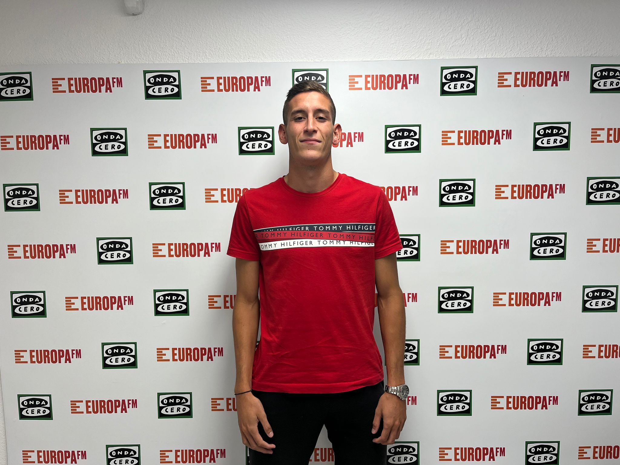 Jorge Álvarez: "Esta es mi casa y yo soy feliz aquí." Jorge Álvarez: "Esta es mi casa y yo soy feliz aquí."