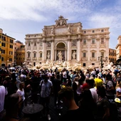 Fontana di Trevi durante el Hankook Rome ePrix 2023. Fontana di Trevi durante el Hankook Rome ePrix 2023.
