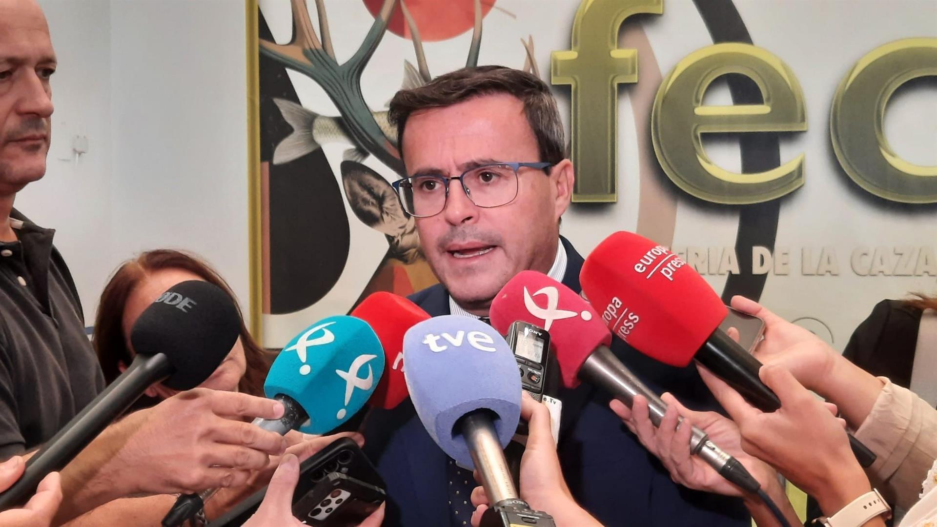 Gallardo critica la "soberbia" de Guardiola al rechazar pactar una postura "común" sobre financiación autonómica Gallardo critica la "soberbia" de Guardiola al rechazar pactar una postura "común" sobre financiación autonómica