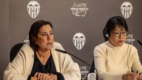 El Valencia busca 120 millones de euros para financiar su deuda y acabar el nuevo Mestalla El Valencia busca 120 millones de euros para financiar su deuda y acabar el nuevo Mestalla