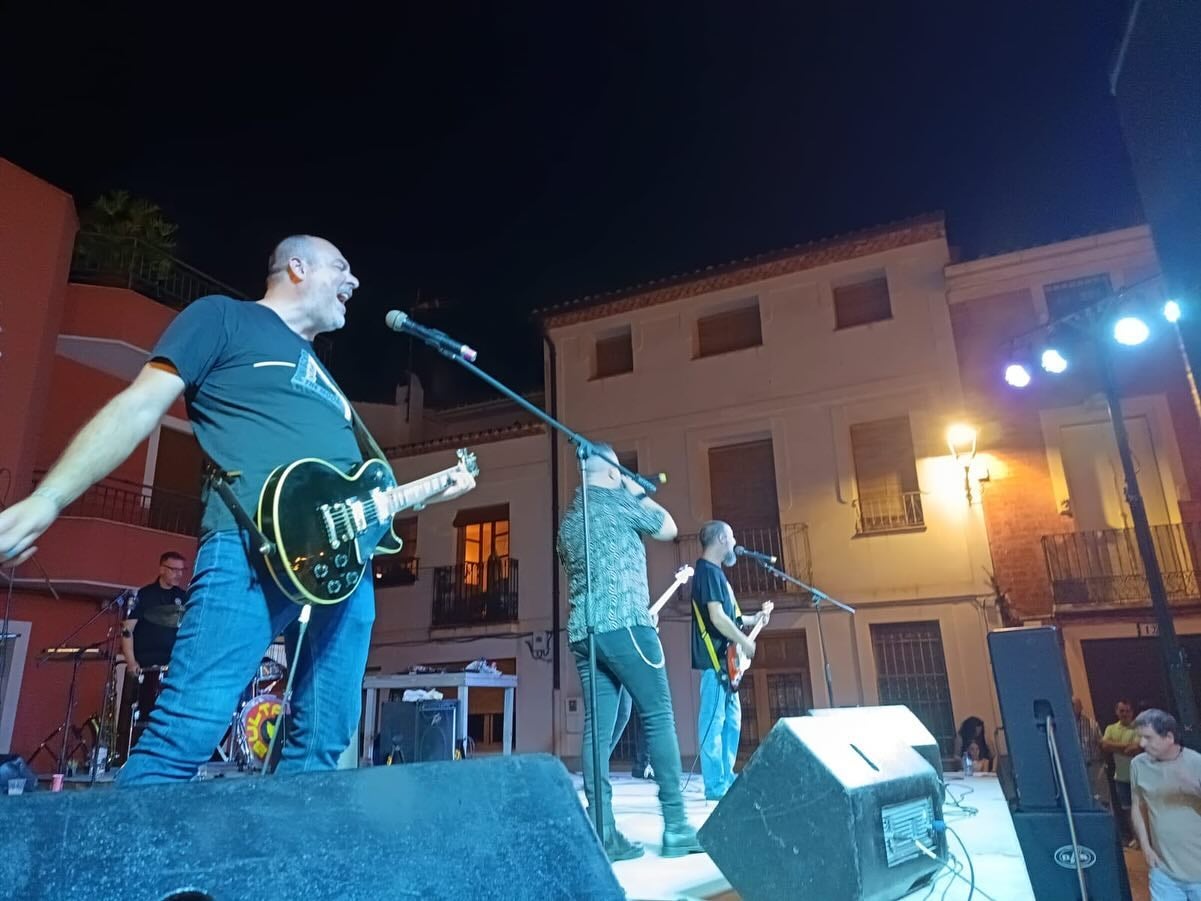 Bultacos presenta su último trabajo en la Vila Joiosa Bultacos presenta su último trabajo en la Vila Joiosa