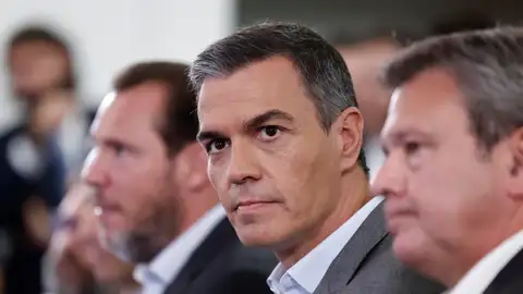 El presidente del Gobierno, Pedro Sánchez, durante la presentación de la nueva campaña para fomentar el uso del transporte público El presidente del Gobierno, Pedro Sánchez, durante la presentación de la nueva campaña para fomentar el uso del transporte público