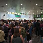 Pasajeros en la Estació de Sants, Barcelona