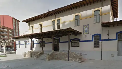 Un grupo de trabajo intentará desencallar la apertura de las nuevas calles de Feve en León Un grupo de trabajo intentará desencallar la apertura de las nuevas calles de Feve en León