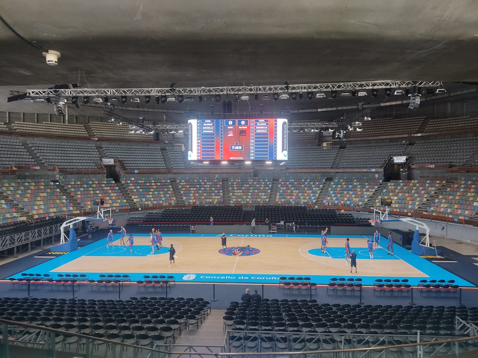 Inés Rey visita el reformado Coliseum para albergar la temporada del Leyma Basquet Coruña en la ACB Inés Rey visita el reformado Coliseum para albergar la temporada del Leyma Basquet Coruña en la ACB