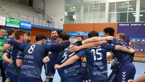 Comienza la ASOBAL con un Balonmano Benidorm renovado Comienza la ASOBAL con un Balonmano Benidorm renovado