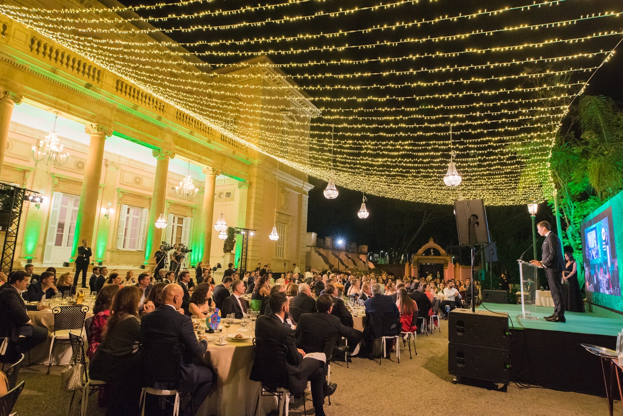 El Círculo Empresarial de Málaga celebra la cuarta edición de su tradicional Gala Benéfica y Entrega de Premios El Círculo Empresarial de Málaga celebra la cuarta edición de su tradicional Gala Benéfica y Entrega de Premios