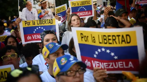 La embajadora venezolana abandona España tras ser llamada a consultas La embajadora venezolana abandona España tras ser llamada a consultas