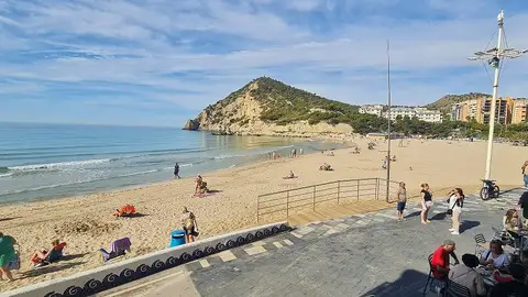 El domingo 15 de septiembre las Fiestas de La Cala se visten de solidaridad. El domingo 15 de septiembre las Fiestas de La Cala se visten de solidaridad.