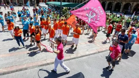 Incertidumbre en las peñas: saldrán en San Froilán o el 12 de Octubre Incertidumbre en las peñas: saldrán en San Froilán o el 12 de Octubre
