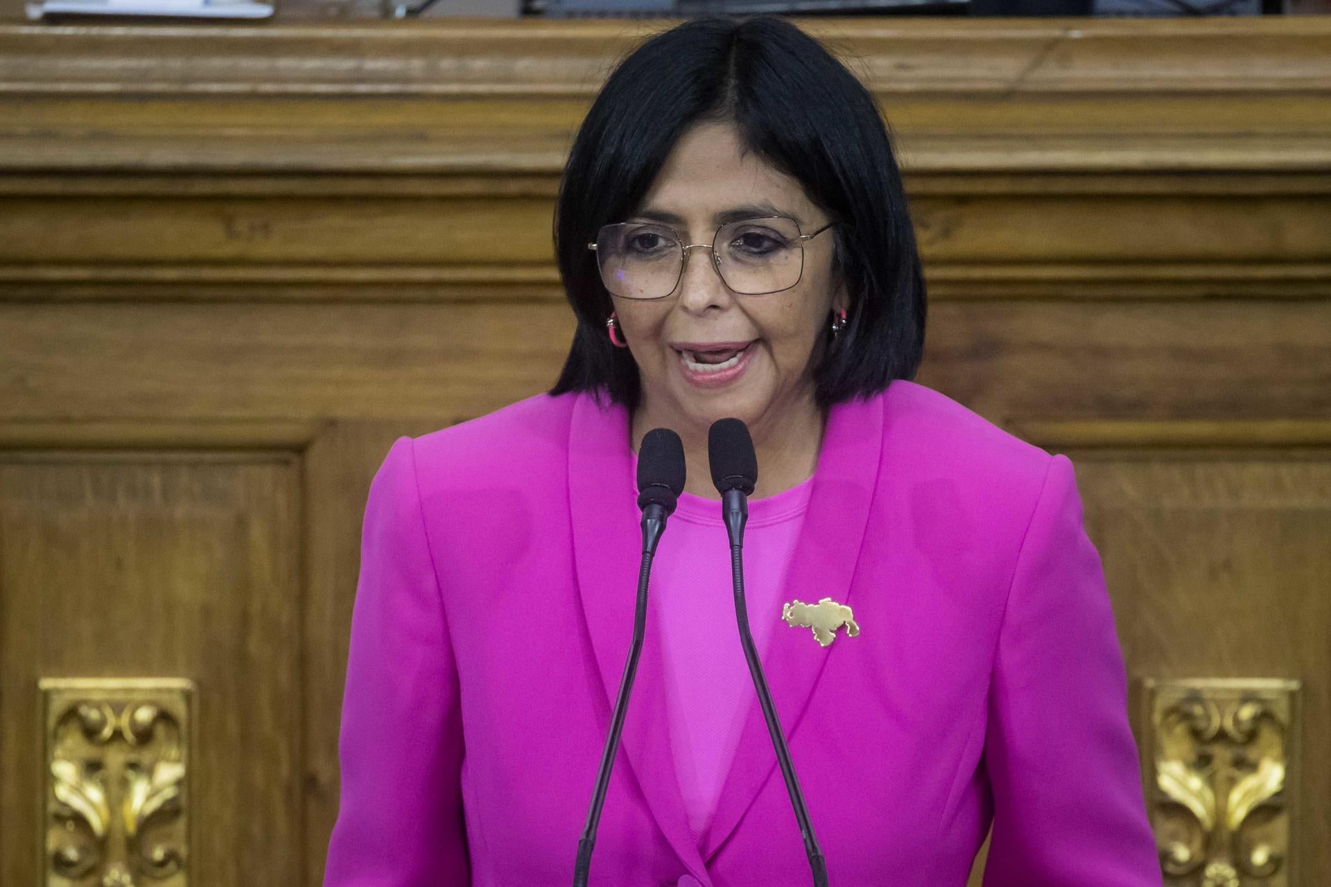 Delcy Rodríguez se reúne con Repsol en plena crisis diplomática entre España y Venezuela Delcy Rodríguez se reúne con Repsol en plena crisis diplomática entre España y Venezuela