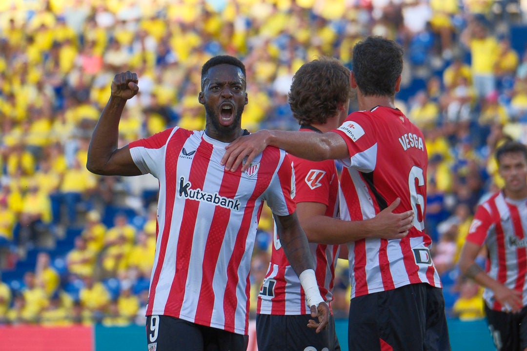 El Athletic resiste con diez en una exhibición de los hermanos Williams El Athletic resiste con diez en una exhibición de los hermanos Williams
