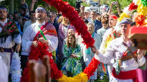 Miles de cántabros suben a La Bien Aparecida para celebrar la patrona de Cantabria Miles de cántabros suben a La Bien Aparecida para celebrar la patrona de Cantabria