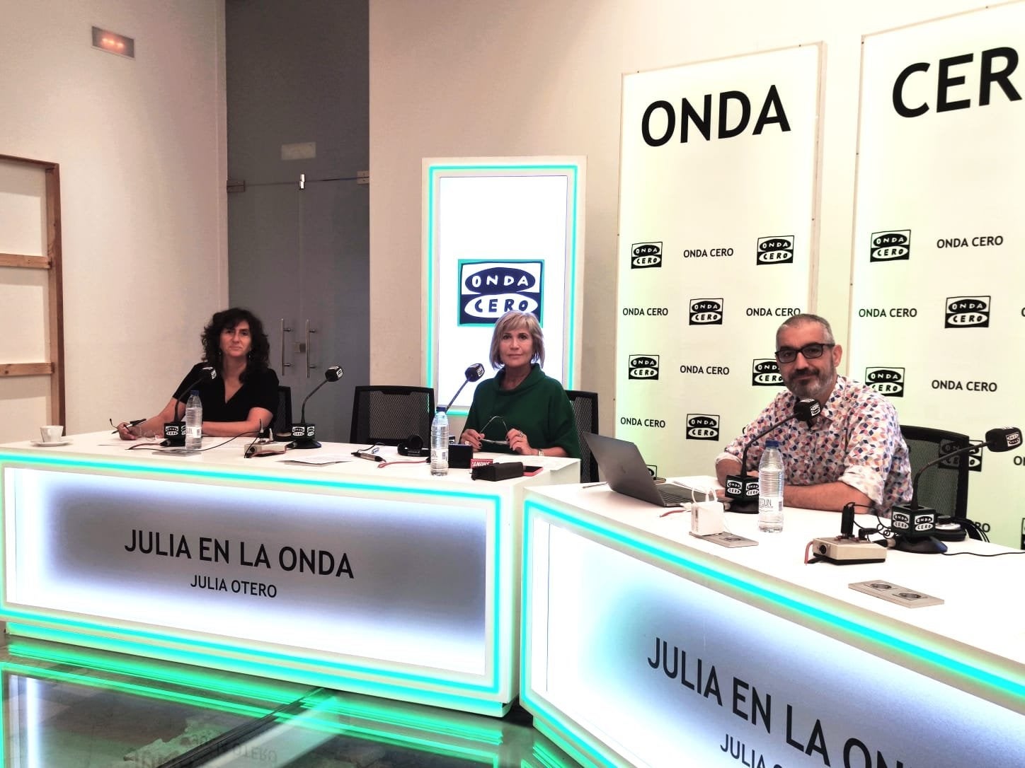 Julia en la onda