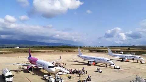 El aeropuerto de Castelló desplazará a 1.000 representantes de la cerámica a la feria Cersaie de Bolonia El aeropuerto de Castelló desplazará a 1.000 representantes de la cerámica a la feria Cersaie de Bolonia