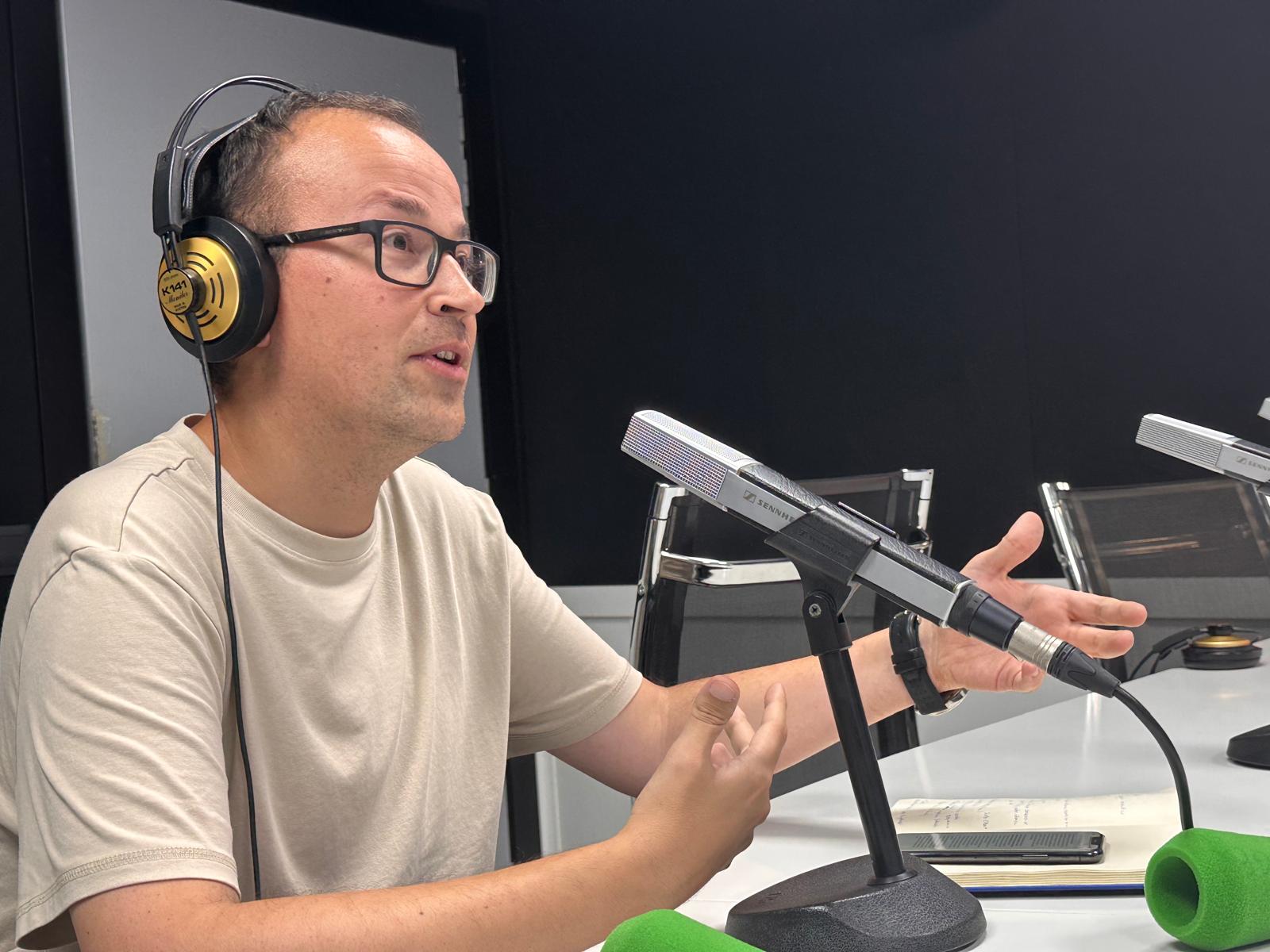 "El fet que governin els socialistes a la Moncloa i a la Generalitat pot ser una arma de doble tall per Salvador Illa" "El fet que governin els socialistes a la Moncloa i a la Generalitat pot ser una arma de doble tall per Salvador Illa"