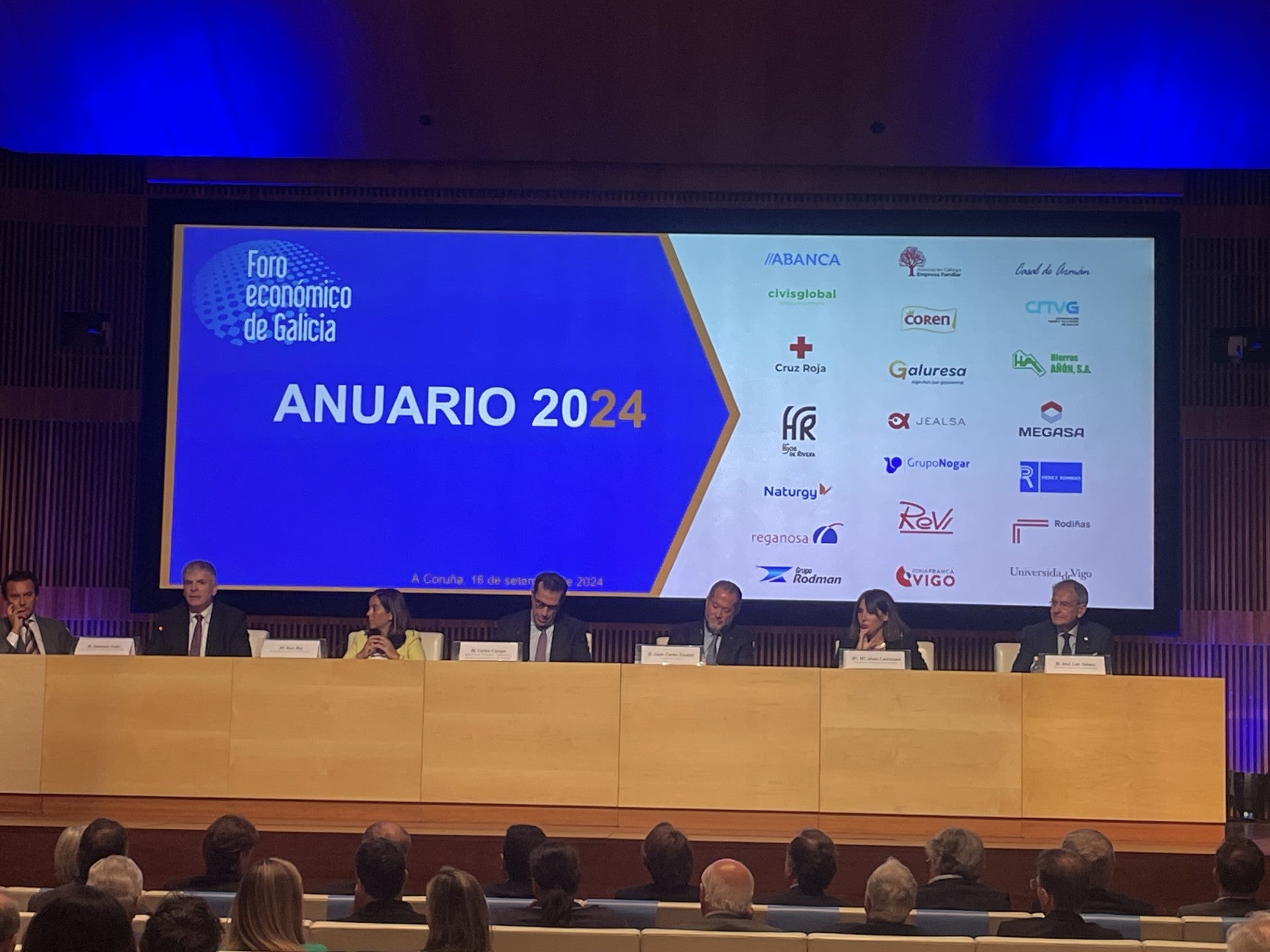 El Foro Económico de Galicia destaca la buena coyuntura de la comunidad como una de las mejores de la UE El Foro Económico de Galicia destaca la buena coyuntura de la comunidad como una de las mejores de la UE