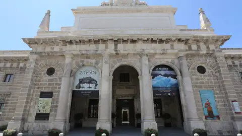Casa de Iberoamérica en una foto de archivo Casa de Iberoamérica en una foto de archivo