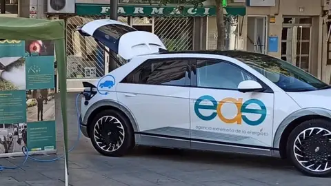 El vehículo eléctrico centrará un espacio este lunes en la Semana de la Movilidad de Villanueva de la Serena El vehículo eléctrico centrará un espacio este lunes en la Semana de la Movilidad de Villanueva de la Serena