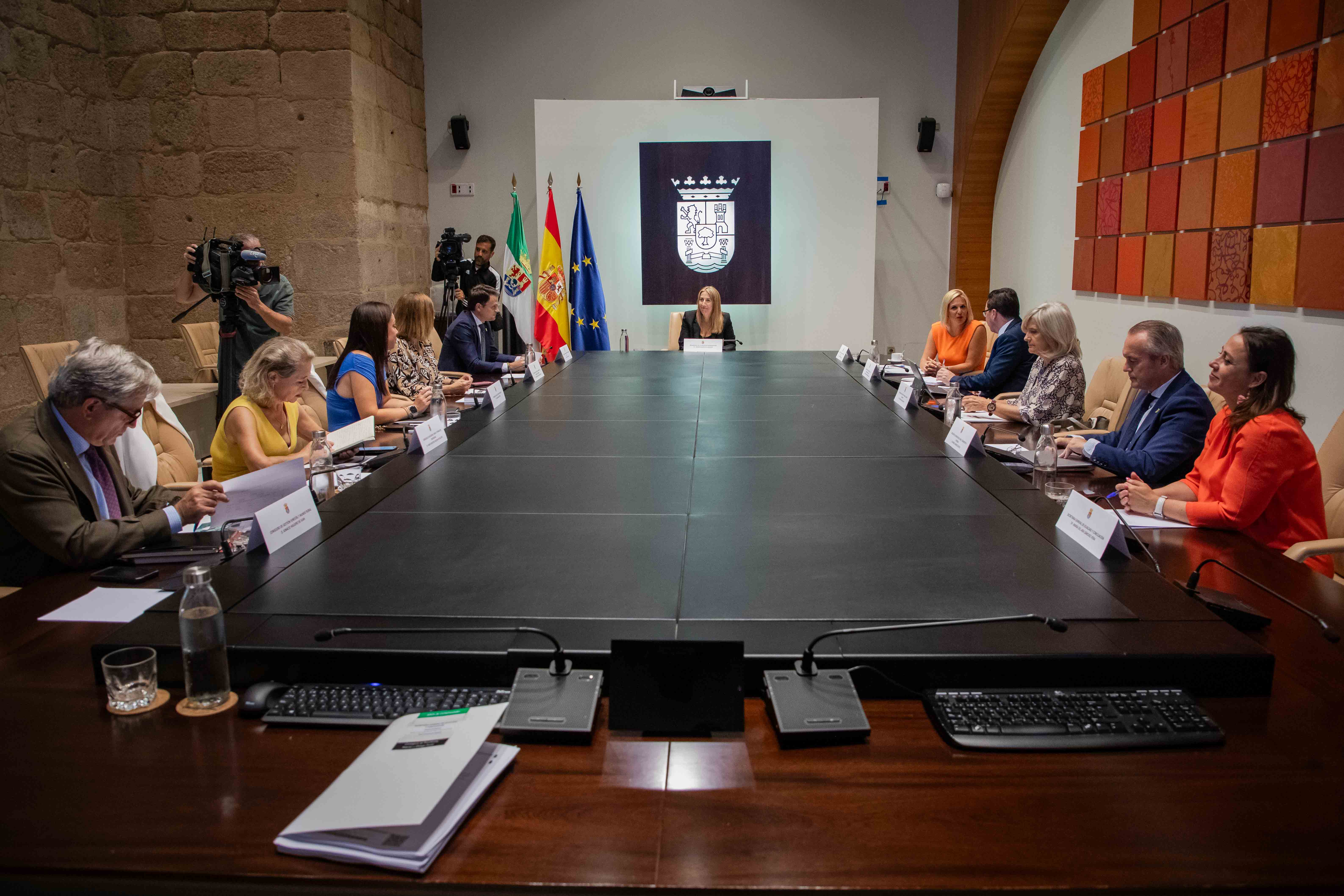 La Junta de Extremadura aprueba 4 conciertos para la atención a la discapacidad dotados con 168 millones hasta el 2027 La Junta de Extremadura aprueba 4 conciertos para la atención a la discapacidad dotados con 168 millones hasta el 2027
