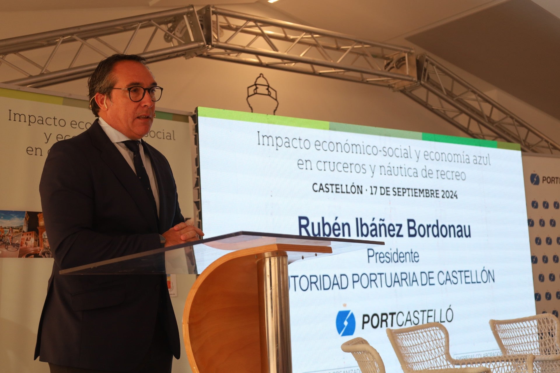 Ibáñez: "Somos un puerto de oportunidades y nuestra obligación es atraer turismo a Castellón también por mar" Ibáñez: "Somos un puerto de oportunidades y nuestra obligación es atraer turismo a Castellón también por mar"