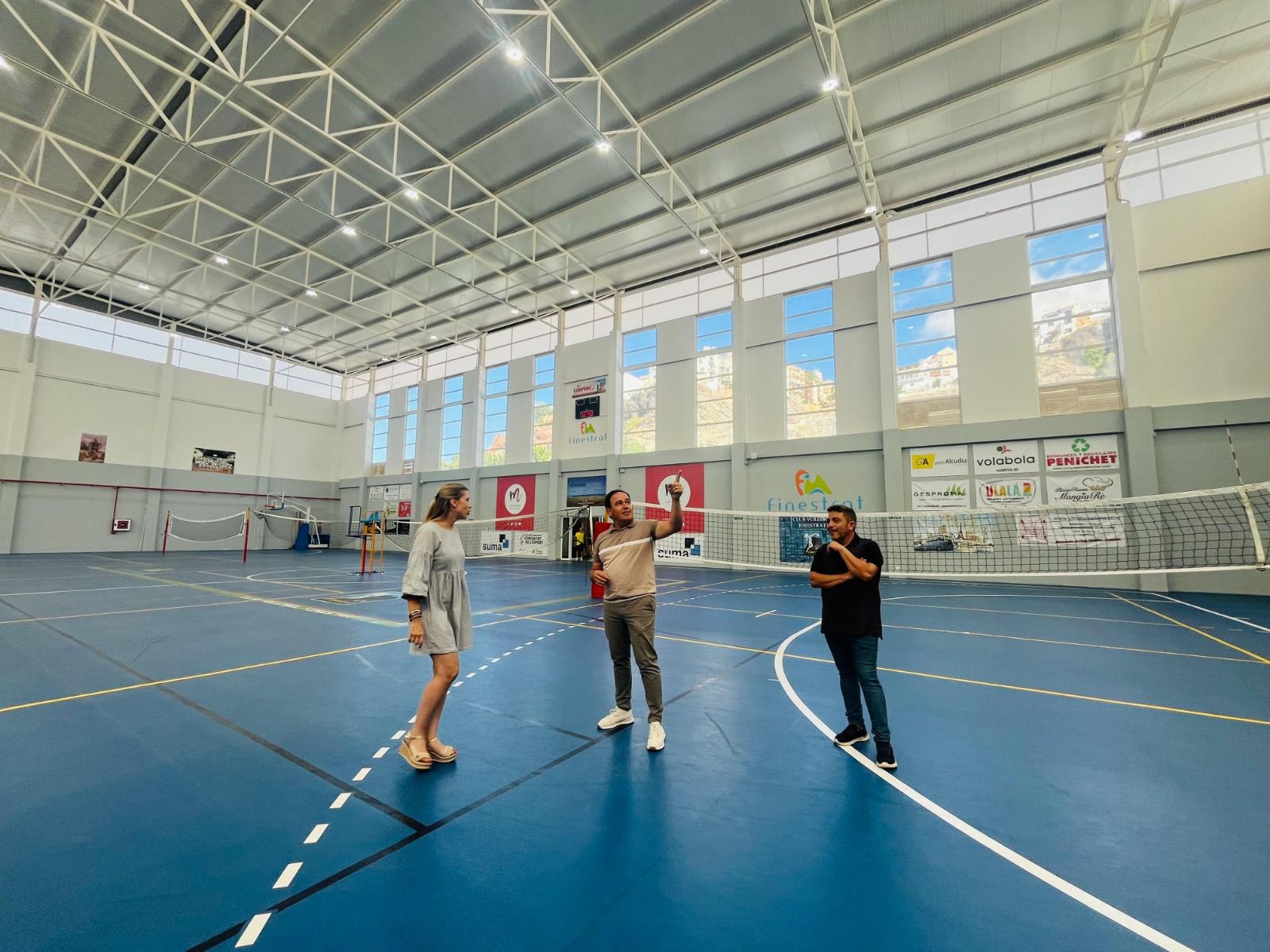Finestrat concluye los trabajos para sustituir la luminaria actual por luces LED en el pabellón de deportes municipal Finestrat concluye los trabajos para sustituir la luminaria actual por luces LED en el pabellón de deportes municipal