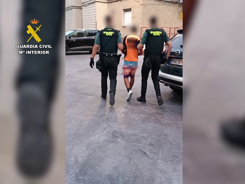 La Guardia Civil de Villena arresta a un hombre acusado de provocar trece incendios forestales desde 2019 La Guardia Civil de Villena arresta a un hombre acusado de provocar trece incendios forestales desde 2019
