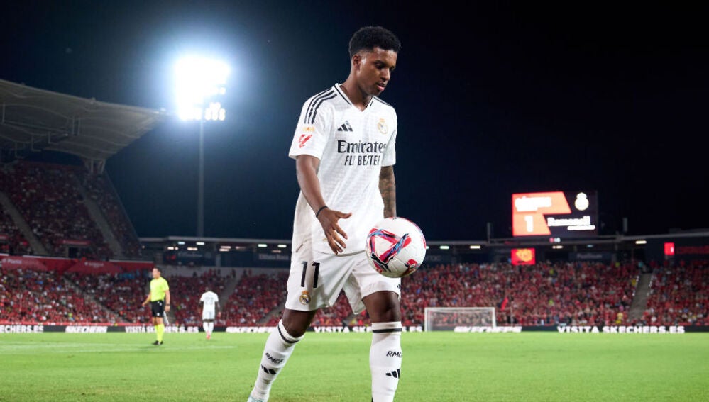Rodrygo durante un partido con el Madrid