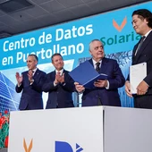 Firma del acuerdo entre Solaria y Data Section Firma del acuerdo entre Solaria y Data Section