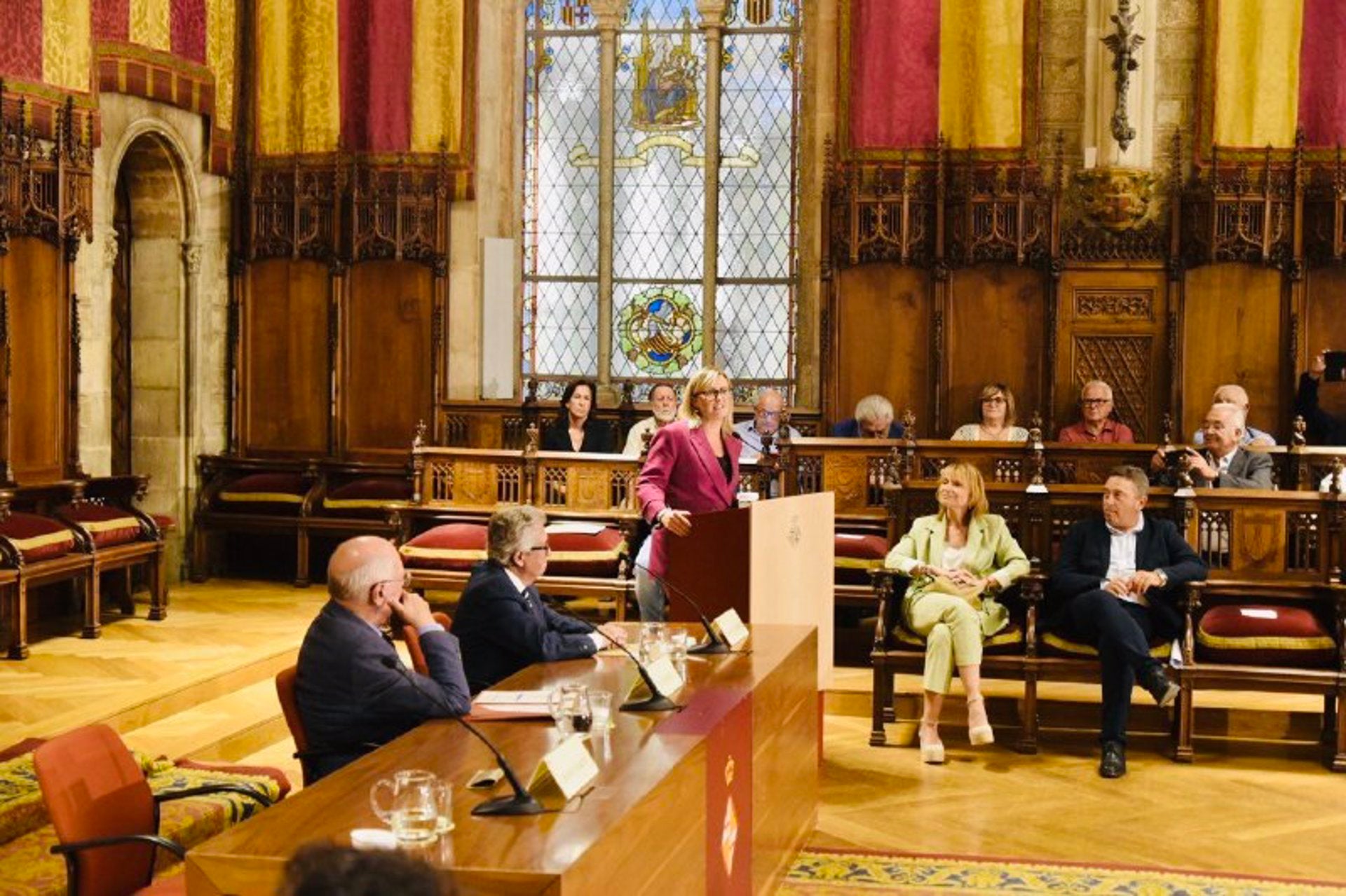 La presidenta de la Asamblea, Blanca Martín, insta reiniciar la "revolución" iniciada con el Estatuto para hacer "más Extremadura" La presidenta de la Asamblea, Blanca Martín, insta reiniciar la "revolución" iniciada con el Estatuto para hacer "más Extremadura"