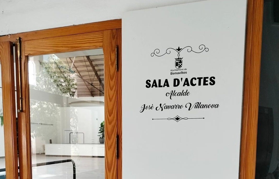 Benavites homenajea a su primer alcalde democrático Benavites homenajea a su primer alcalde democrático