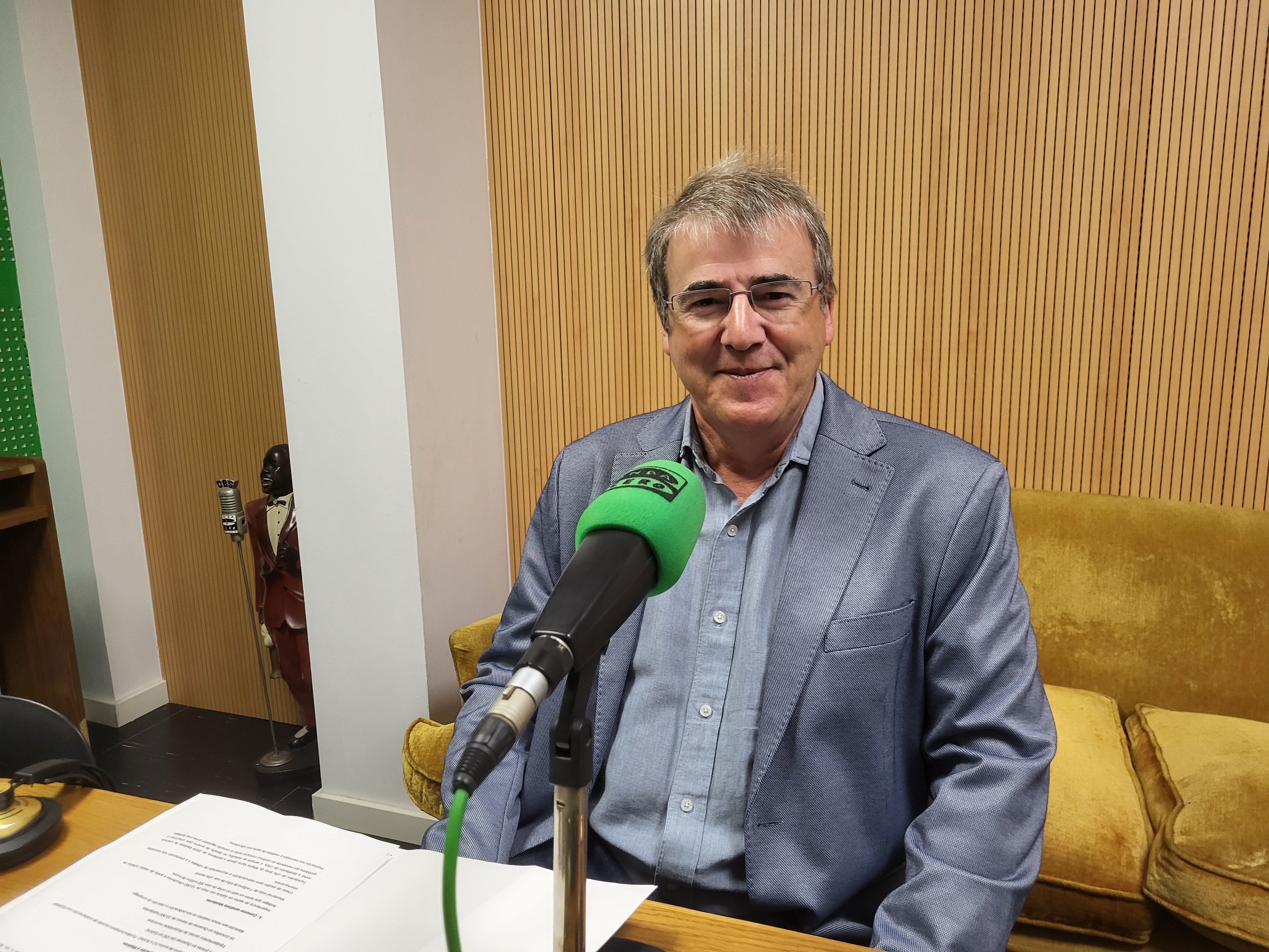 Manuel Pardo salienta a importancia do novo aparcadoiro no polígono de San Cibrao Manuel Pardo salienta a importancia do novo aparcadoiro no polígono de San Cibrao