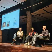 Albert Solé (esquerra) ha moderat la conversa entre l'actriu Carme Elias i Domènec Reixach, actor i exdirector del TNC Albert Solé (esquerra) ha moderat la conversa entre l'actriu Carme Elias i Domènec Reixach, actor i exdirector del TNC