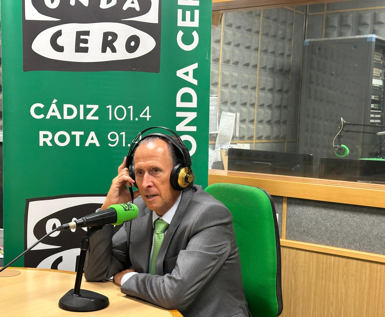 El alcalde de Chiclana reclama "un tiempo nuevo" en el PSOE de Cádiz El alcalde de Chiclana reclama "un tiempo nuevo" en el PSOE de Cádiz