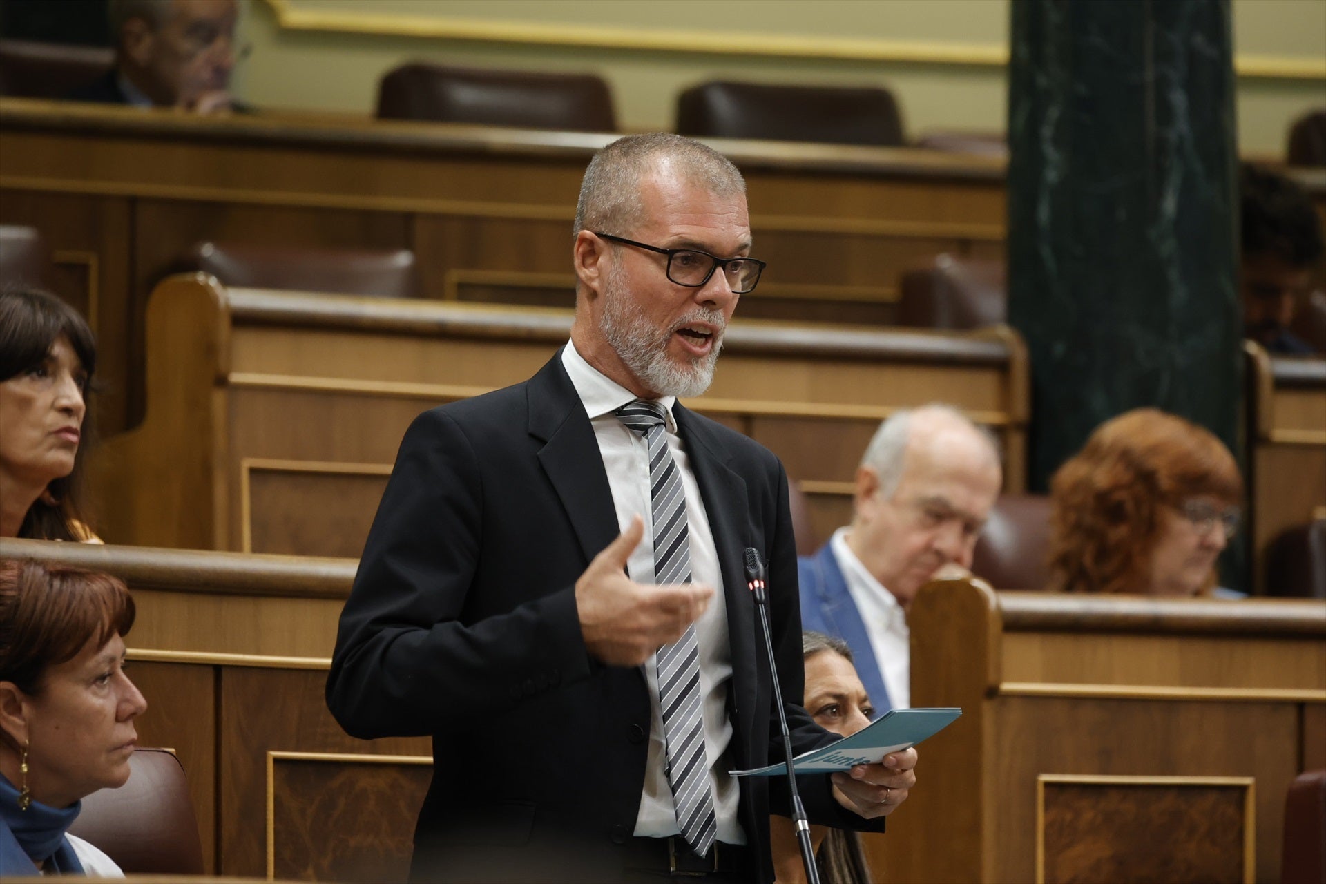 Junts amenaza al Gobierno con nuevas "derrotas parlamentarias" si no ceden el control de fronteras Junts amenaza al Gobierno con nuevas "derrotas parlamentarias" si no ceden el control de fronteras