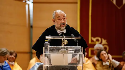 Julián Garde en el acto de apertura del curso académico de la UCLM Julián Garde en el acto de apertura del curso académico de la UCLM
