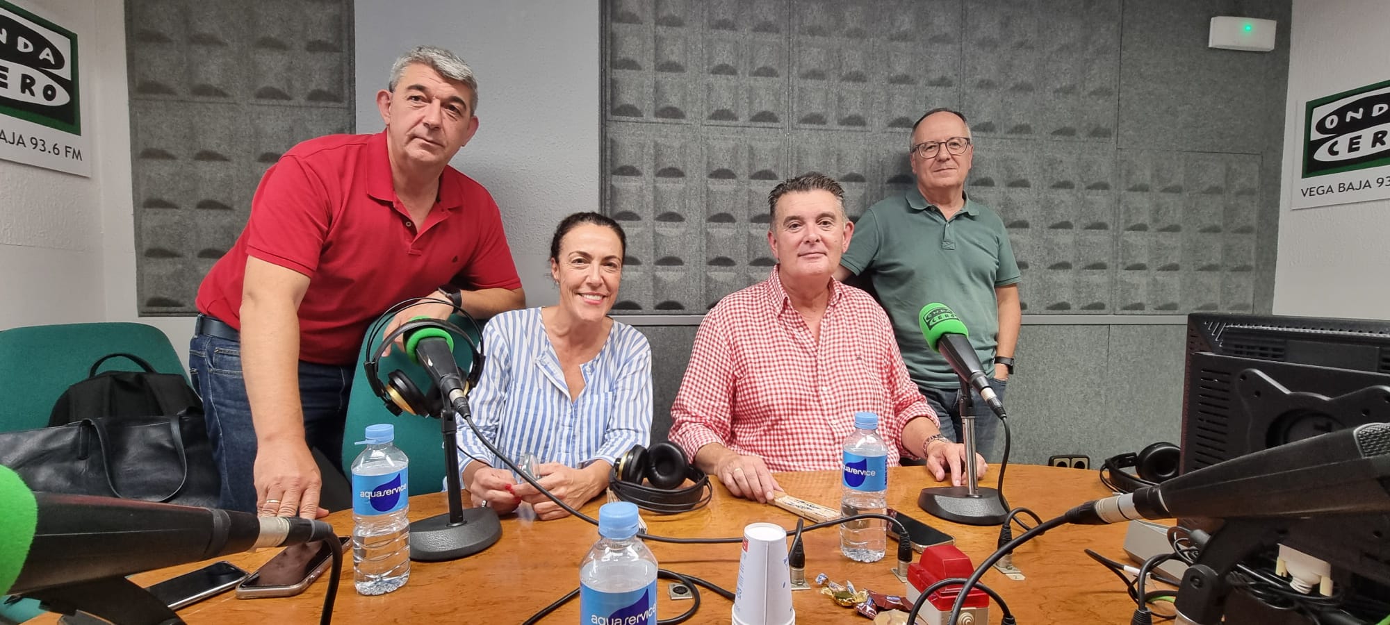 La tertulia aborda asuntos como los pisos turísticos, el centro integrado de Formación Profesional y la inmigración irregular La tertulia aborda asuntos como los pisos turísticos, el centro integrado de Formación Profesional y la inmigración irregular