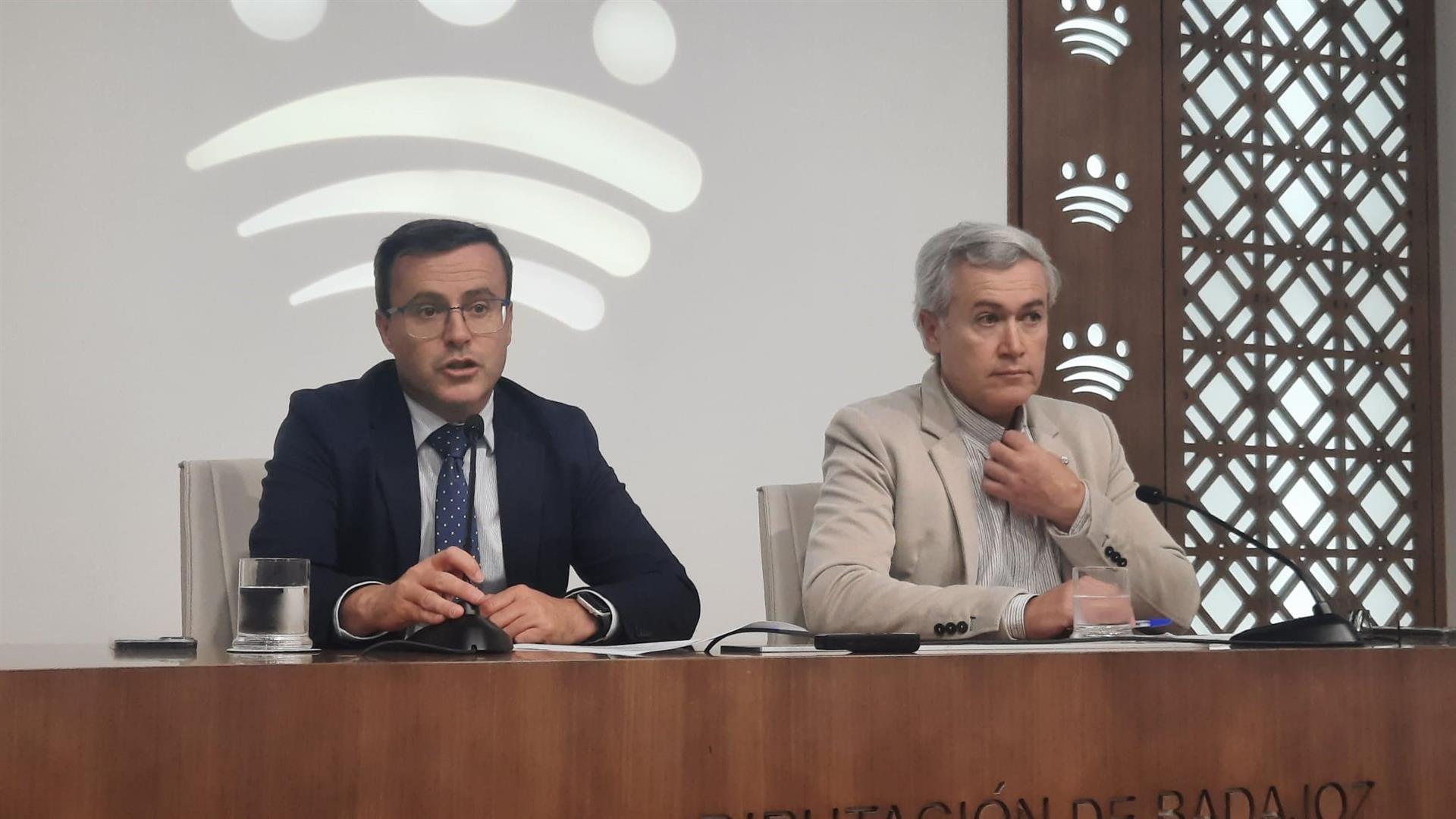 Diputación de Badajoz lanza un programa formativo dotado de 5,2 millones de euros que podrá beneficiar a más de 900 personas Diputación de Badajoz lanza un programa formativo dotado de 5,2 millones de euros que podrá beneficiar a más de 900 personas
