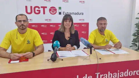 UGT Extremadura se concentrará el 27 de septiembre en Mérida por la "discriminación económica" de bomberos del INFOEX UGT Extremadura se concentrará el 27 de septiembre en Mérida por la "discriminación económica" de bomberos del INFOEX