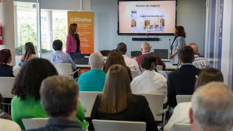La Universitat Jaume I llança la vuitena edició d’UJIStartUp La Universitat Jaume I llança la vuitena edició d’UJIStartUp